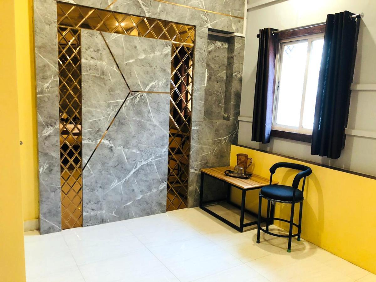 The Madaar House Hotel Varanasi Exterior photo