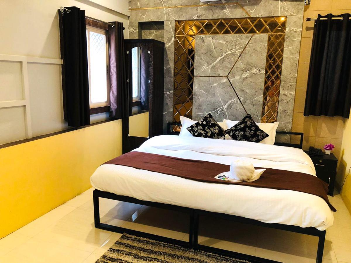 The Madaar House Hotel Varanasi Exterior photo