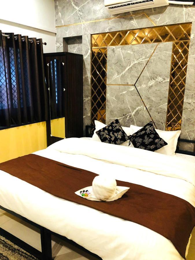 The Madaar House Hotel Varanasi Exterior photo